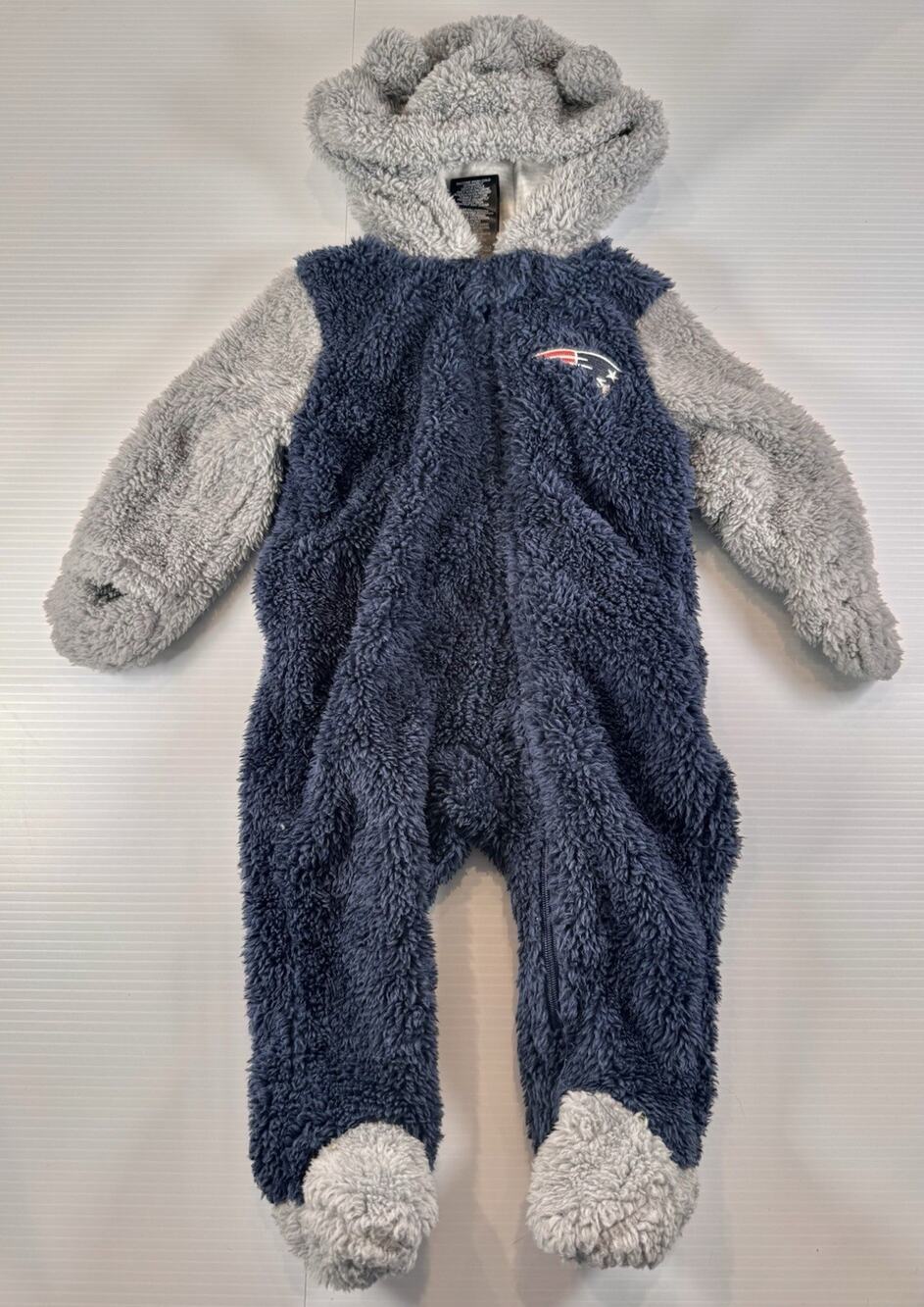 Outerstuff New England Patriots Baby 6-9M Game Nap Teddy Sherpa Fleece Bunting